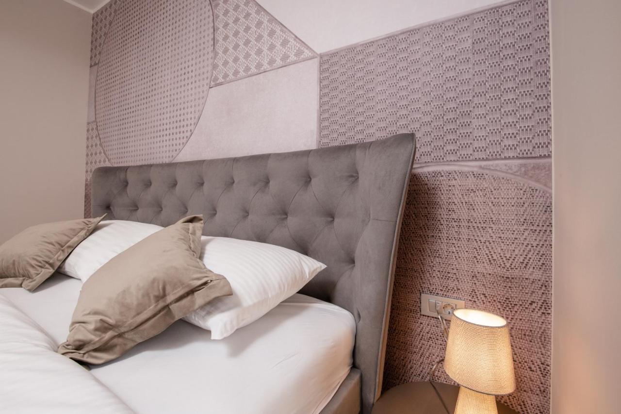 Deluxe Apartments & Rooms Revis Rijeka Eksteriør billede