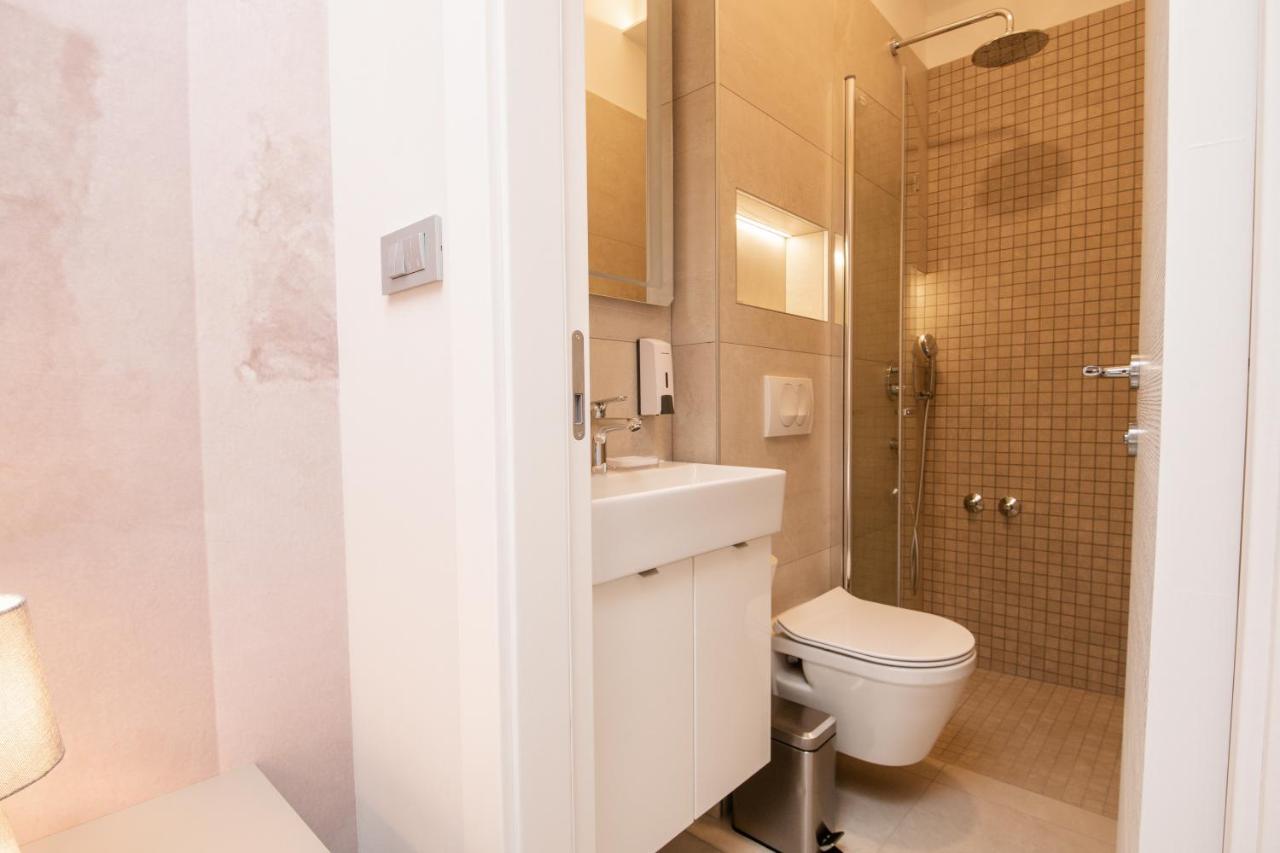Deluxe Apartments & Rooms Revis Rijeka Eksteriør billede