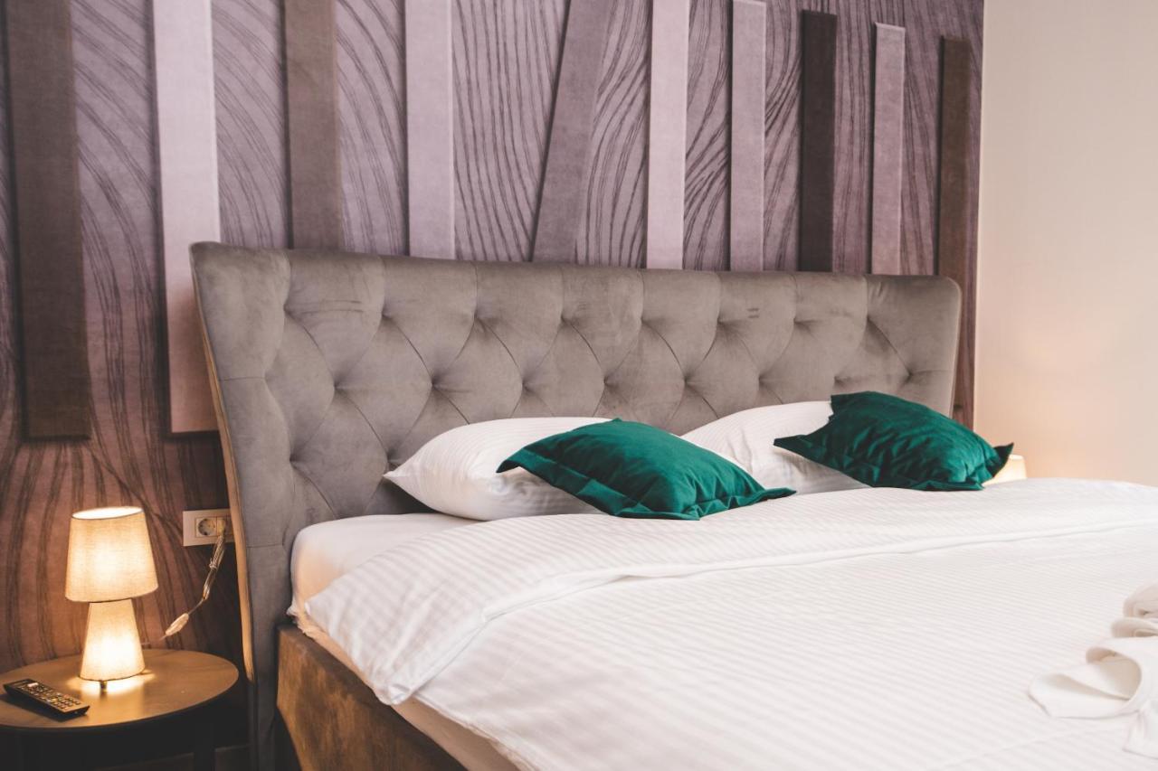 Deluxe Apartments & Rooms Revis Rijeka Eksteriør billede